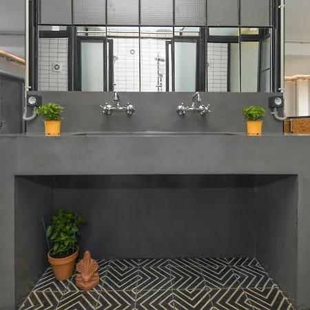 Monastiraki #wallsfree Citycenter- Unspoiled Apartment